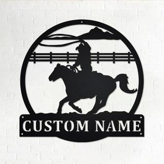 Custom Cowboy Roper Round Metal Wall Art, Personalized Cowboy Name Sign Decoration For Room, Cowboy Home Decor, Custom Cowboy, Cowboy Roper - Thegiftio UK