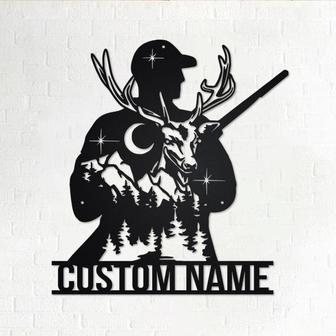 Custom Deer Hunter Metal Wall Art, Personalized Deer Hunter Name Sign Decoration For Room, Deer Hunter Home Decor, Custom Deer Hunter - Thegiftio UK