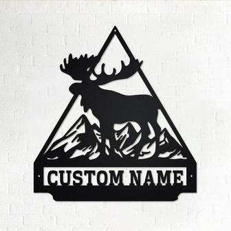 Custom Moose Triangle Metal Wall Art, Personalized Moose Name Sign Decoration For Room, Moose Home Decor, Custom Moose, Moose Metal Decor - Thegiftio UK