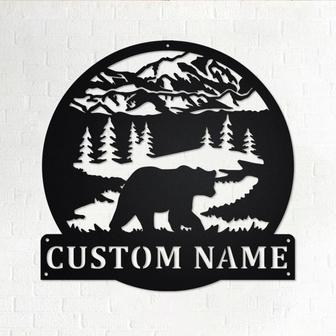 Custom Rustic Bear Mountain Scene Metal Wall Art, Personalized Bear Name Sign Decoration For Room, Bear Home Decor, Custom Bear, Bear Animal - Thegiftio UK