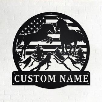Custom US Flag Horse Mountain Metal Wall Art, Personalized Horse Name Sign Decoration For Room, Horse Home Decor, Custom Horse - Thegiftio UK