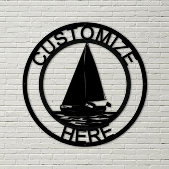 Customizable Metal Sailboat Sign, Sailboat Decoration, Personalized Metal Watersports Sign, Beach Decor, Boat Sign - Thegiftio UK