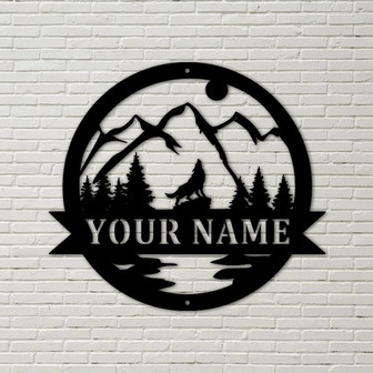 Personalized Howling Wolf Metal Ranch Sign Outdoor, Weatherproof Sign, Farm Sign, Custom Metal Sign, wolf decor, howling wolf sign - Thegiftio