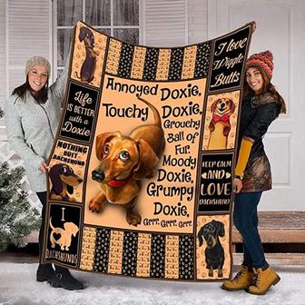 Grumpy Doxie blanket, Dachshund Dog blanket, dog lover blanket,dog mom gifts, Fleece blanket, dog dad, Dachshund dad blanket - Thegiftio UK