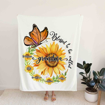 Grandma Blanket, Butterfly Blanket, Sunflower Blanket, Family Blanket, Custom Name Blanket, Gift Blanket - Thegiftio UK