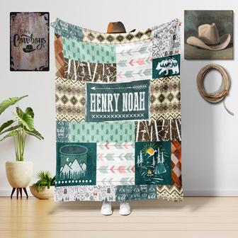 Personalized Wild Animal Baby Blanket, Custom Name Baby Blanket Gift, Wolf Deer Bear Blanket, Safari Animal Blanket, Baby Gift Idea. - Thegiftio UK
