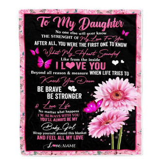 Personalized To My Daughter Blanket From Mom Dad Father I Love You Pink Daisy Butterfly Daughter Birthday Graduation Christmas Customized Fleece Throw Blanket - Thegiftio