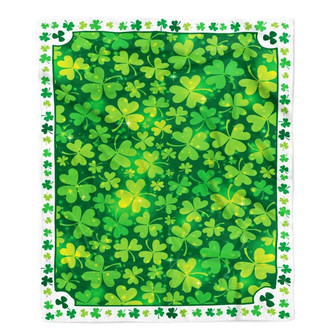 St Patrick Green Clover Fleece Blanket - Thegiftio UK