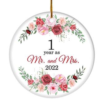 Christmas Ornaments Gifts For Couples Husband Wife Holiday 1st Wedding Anniversary 1 Year As Mr & Mrs 2022 Decoration Christmas Tree Ornament - Thegiftio UK