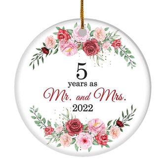 Christmas Ornaments Gifts For Couples Husband Wife Holiday 5th Wedding Anniversary 5 Years As Mr & Mrs 2022 Decoration Christmas Tree Ornament