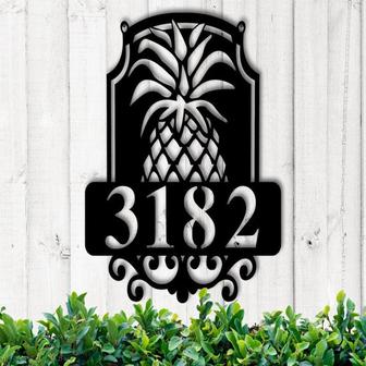 Custom Metal Pineapple Address Sign, Beach House Number Sign, Pineapple Sign Decor - Thegiftio UK