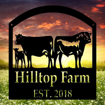 Metal Farm Sign Cows and Bull - Personalized Family Name Metal Sign - Wedding Gift - Thegiftio UK