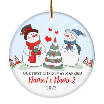 Personalized Our First Christmas Married Engagement Couple Snowman for Wedding Newlywed Customized Christmas Tree Ornament - Thegiftio