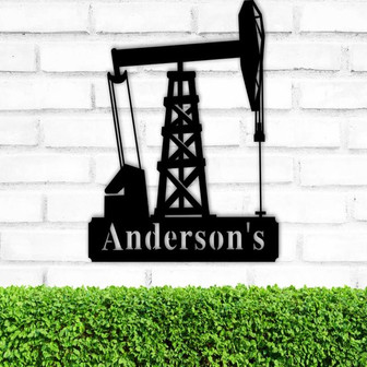 Personalized Oil Field Door Hanger. Oil Rig Metal Art, Gift for Oil Field Worker, Oil Field Sign - Thegiftio UK
