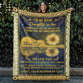 To My Daughter-in-Law, I Gave You My Amazing Son, Sunflower Blanket, Gift for Daughter-in-Law from Dad-in-Law, Mom-in-Law - Thegiftio UK