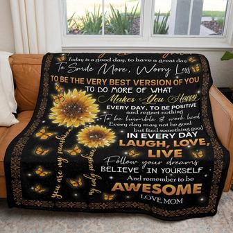 To My Daughter Smile More Worry Less Fleece Blanket Gift For Family, Birthday, Daughter, Mom To Daughter Gift - Thegiftio UK