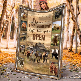 Farm Cows Live Like Someone Left The Gate Open Fleece Great Blanket Gifts for Birthday Christmas Thanksgiving Anniversary - Thegiftio UK