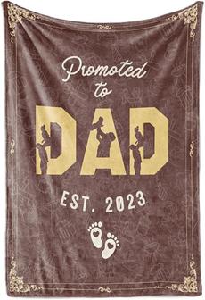 First New Dad Gifts for Men, Dad to be Gifts, Promoted to Dad Est 2023 Flannel Fleece Blankets - Thegiftio UK