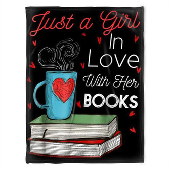 To My Girlfriend Blanket. Fleece Blanket. In Love With Her Books, Gift For Girlfriend From Boyfriend Home Decor - Thegiftio UK