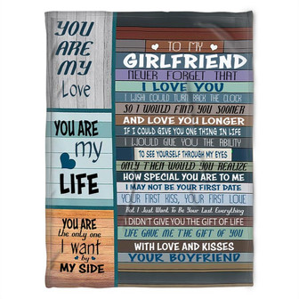 To My Girlfriend Blanket. With Love And Kisse, Your Boyfriend. Gift For Girlfriend Family Home Decor Bedding Couch - Thegiftio UK