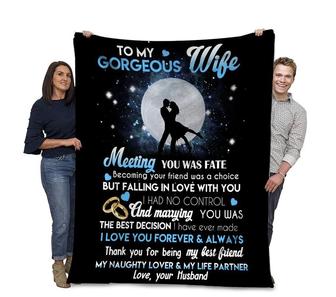 To My Gorgeous Wife Falling In Love With You, Couple Fleece Blanket Gift For Valentine Day Home Decor Bedding Couch - Thegiftio UK