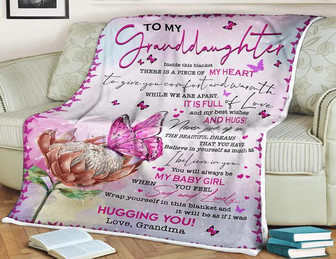 To My Granddaughter Blanket, Inside This Blanket There Is A Piece Of My Heart,Gift For Granddaughter Family Home Decor - Thegiftio UK