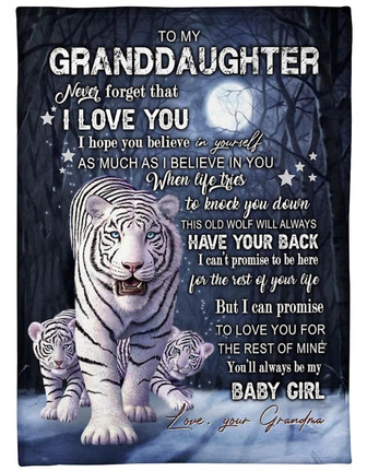 To My Granddaughter Never Forget That I Love You Fleece Blanket Family Gift Gift For Granddaughter - Thegiftio UK