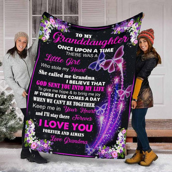 To My Granddaughter Keep Me In Your Heart Fleece Blanket Gift For Family,Birthday,Granddaughter,Butterflies Lover Gift - Thegiftio UK