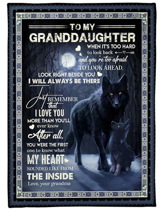 To My Granddaughter - Look Right Beside You I Will Alway Fleece Blanket Gift For Granddaughter From Grandma - Thegiftio UK