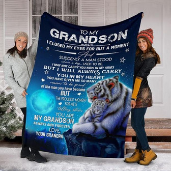 To My Grandson I Will Always Carry You In My Heart Wrap Yourself In This Blanket Fleece Blanket Gift - Thegiftio UK