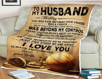 To My Husband Becoming Your Friend Was A Choice Fleece Blanket Gift For Family,Birthday,Couple,Husband Gift - Thegiftio UK