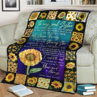 To My Sister Fleece Blanket You Are My Shinning Star Lighting The Way Sparkling, Gift For Bestie, Gift For Family - Thegiftio UK