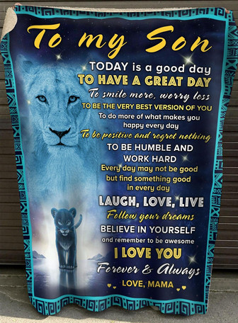 To My Son Believe In Yourself And remember To Be Awaesome Fleece Blanket, Christmas Gift, New Year Gift, Love From Mom - Thegiftio