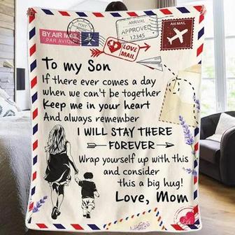 To My Son Keep Me In Your Heart Always Remember I'll Stay There Forever Fleece Blanket Gift For Son From Mom Home Decor - Thegiftio UK
