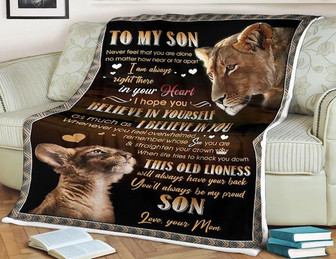 To My Son This Old Lioness Will Have Your Back Fleece Blanket Animals Gift For Family,Birthday,Daughter,Son,Lion - Thegiftio UK
