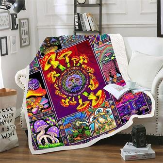 Trippy Mushroom Blanket Hippie Plant Throw Blankets for Couch Colorful Trippy Fleece Blankets - Thegiftio UK