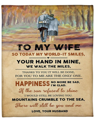 To My Wife Your Hand In Mind We Walk The Miles Fleece Blanket Gift For Family, Birthday, Couple, Lovers Gift - Thegiftio UK