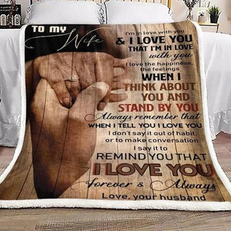 To My Wife I'm In Love With You Family Fleece Blanket Home Decor Bedding Couch Meaning Gift For Your Wife Woman - Thegiftio UK