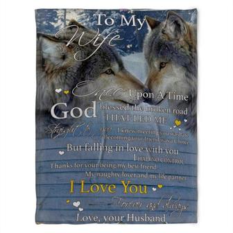 Wolf Blanket, To My Wife Fleece Blanket, Becoming Your Friend Was A Choice, Gift For Wife Family Home Decor - Thegiftio UK