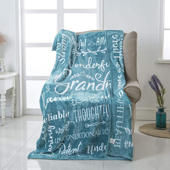 Wonderful Grandma Throw Blanket | Best Grandma Gifts | Wrap Your Grandmother with Love and Inspirational Words - Thegiftio UK