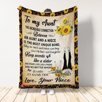 To My Aunt Only An Aunt And Niece Can Hug Like Mother And Daughter Blanket Gift For Aunt Birthday Gift Home Decor - Thegiftio UK