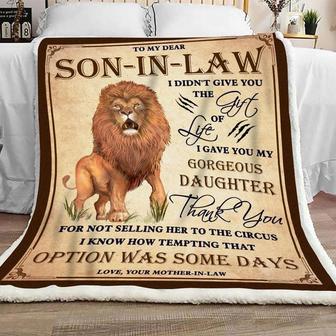 Blanket Mother-In-Law To Son-In-Law Blanket Lion Art I Gave You My Gorgeous Daughter - Thegiftio UK