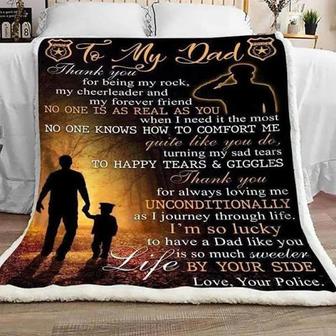 To My Dad I Am So Lucky Fleece Blanket Gift For Dad Home Decor Bedding Couch Sofa Soft And Comfy Cozy - Thegiftio UK