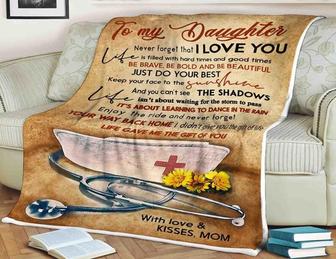 To My Daughter Keep Your Face To The Sunshine Fleece Blanket Home Decor Gift For Nurse Birthday Gift Christmas Gift - Thegiftio UK