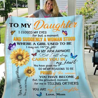 Gift For Daughter I Closed My Eyes For But A Moment & Suddenly A Woman Stood - Blanket - Thegiftio UK
