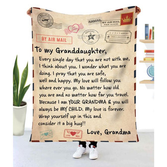 Gift For Granddaughter Every Single Day That You Are Not With Me I Think About You - Blanket - Thegiftio UK