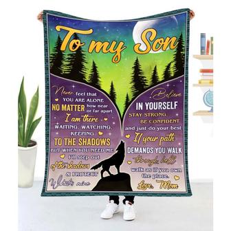 Gift For Son Wolf Art Never Feel That You Are Alone From Mom - Blanket - Thegiftio UK