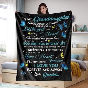 To My Granddaughter Blanket from Grandma Gifts from Grandma for Christmas Birthday Anniversary Graduation Wedding - Thegiftio UK