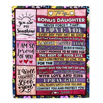 Personalized To My Bonus Daughter Blanket From Mom Wood You Are My Sunshine I Love You Birthday Graduation Christmas Customized Bed Fleece Throw Blanket - Thegiftio