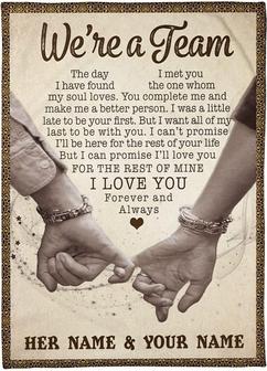 Personalized Couple Hands We're a Team Blanket The Day I Met You for Couple on Birthday, Christmas, Valentine's Day - Thegiftio UK
